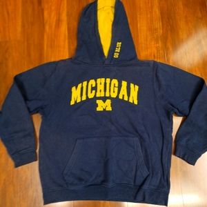 Stadium youth MI hoodie size L
